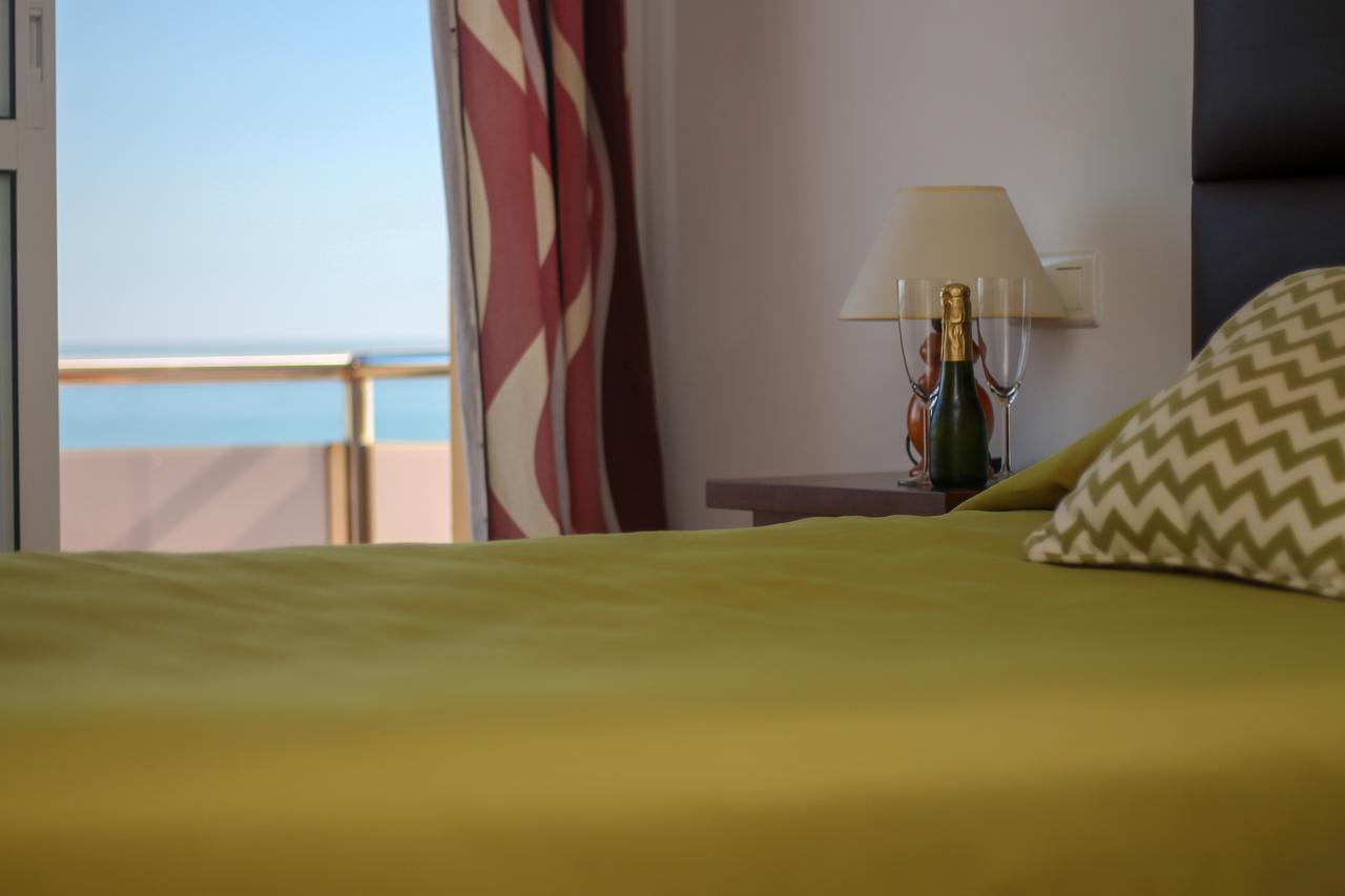 Hostal Esperanza Benajarafe Εξωτερικό φωτογραφία