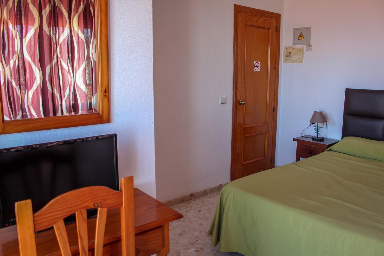 Hostal Esperanza Benajarafe Εξωτερικό φωτογραφία
